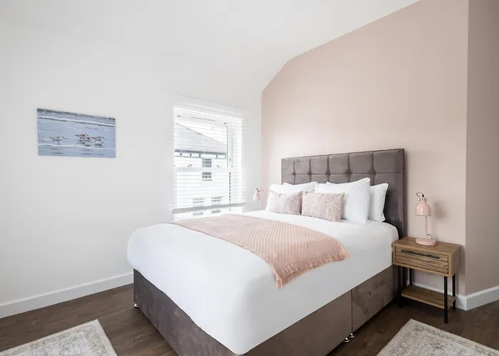 Host&stay - Sanderling Chase